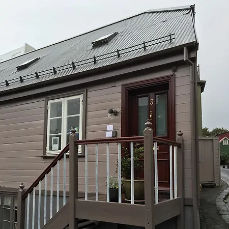 Bed & Breakfast Treasure 3*