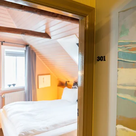 Bed & Breakfast Treasure